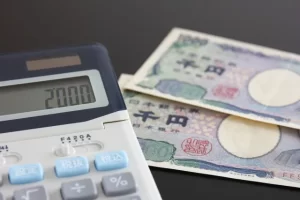 まごころ整骨院のヘッドマッサージは、30分2000円で受けられます。また、それ以上の請求は発生しません。